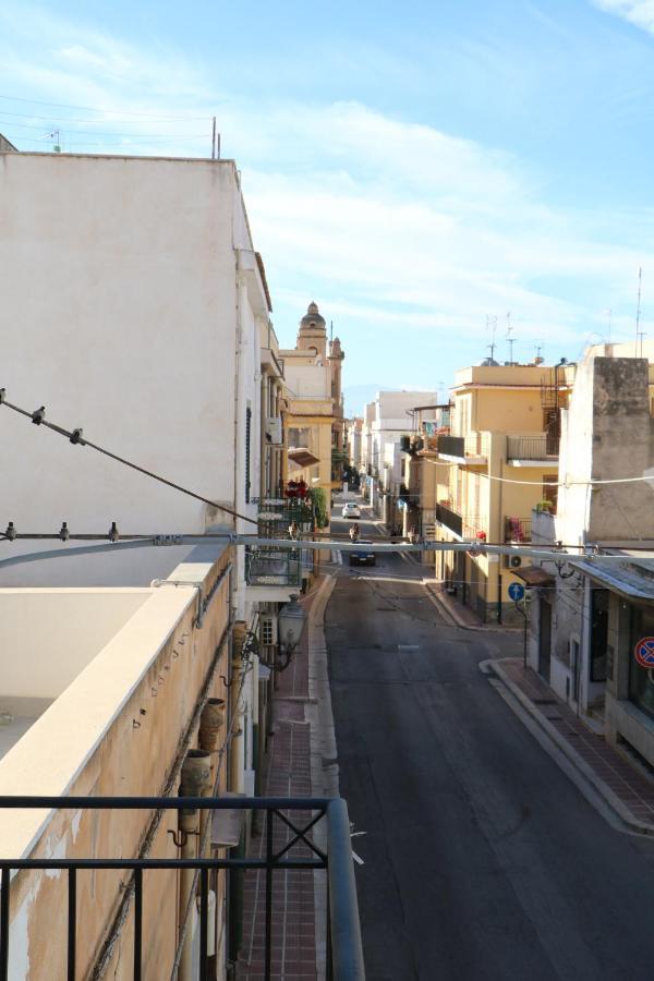 Ferienwohnung La Casa Di Magiu Terrasini Exterior foto